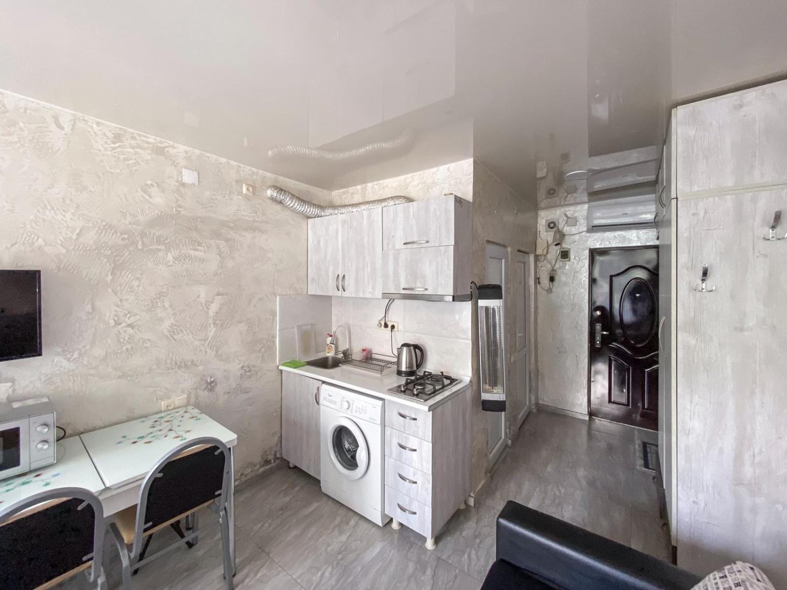 Apartment Studio Maksim Batoumi Extérieur photo